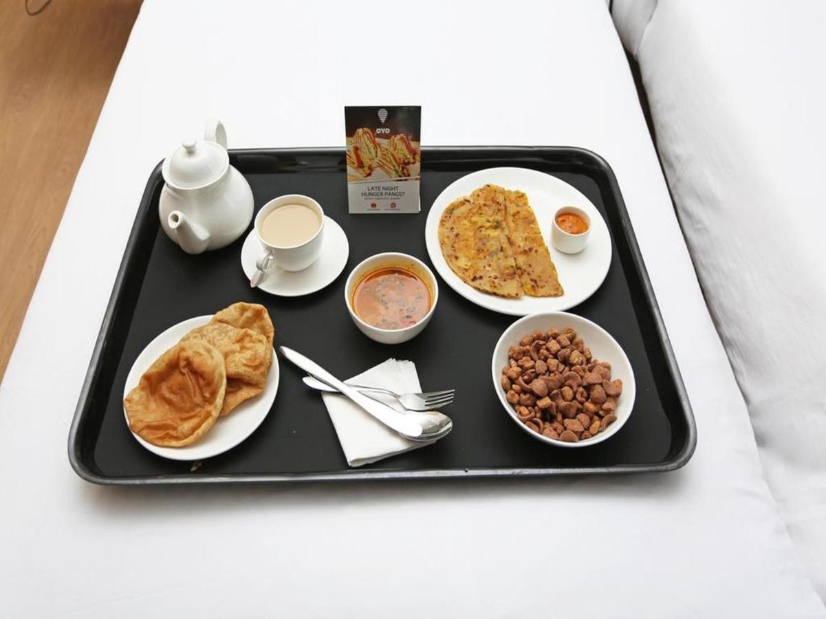 Oyo 12227 Hotel Resonare Baner ปูเน่ ภายนอก รูปภาพ
